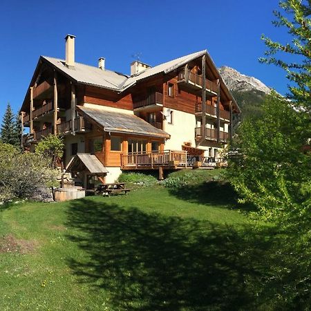 Hotel L'Echaillon Неваш Екстер'єр фото