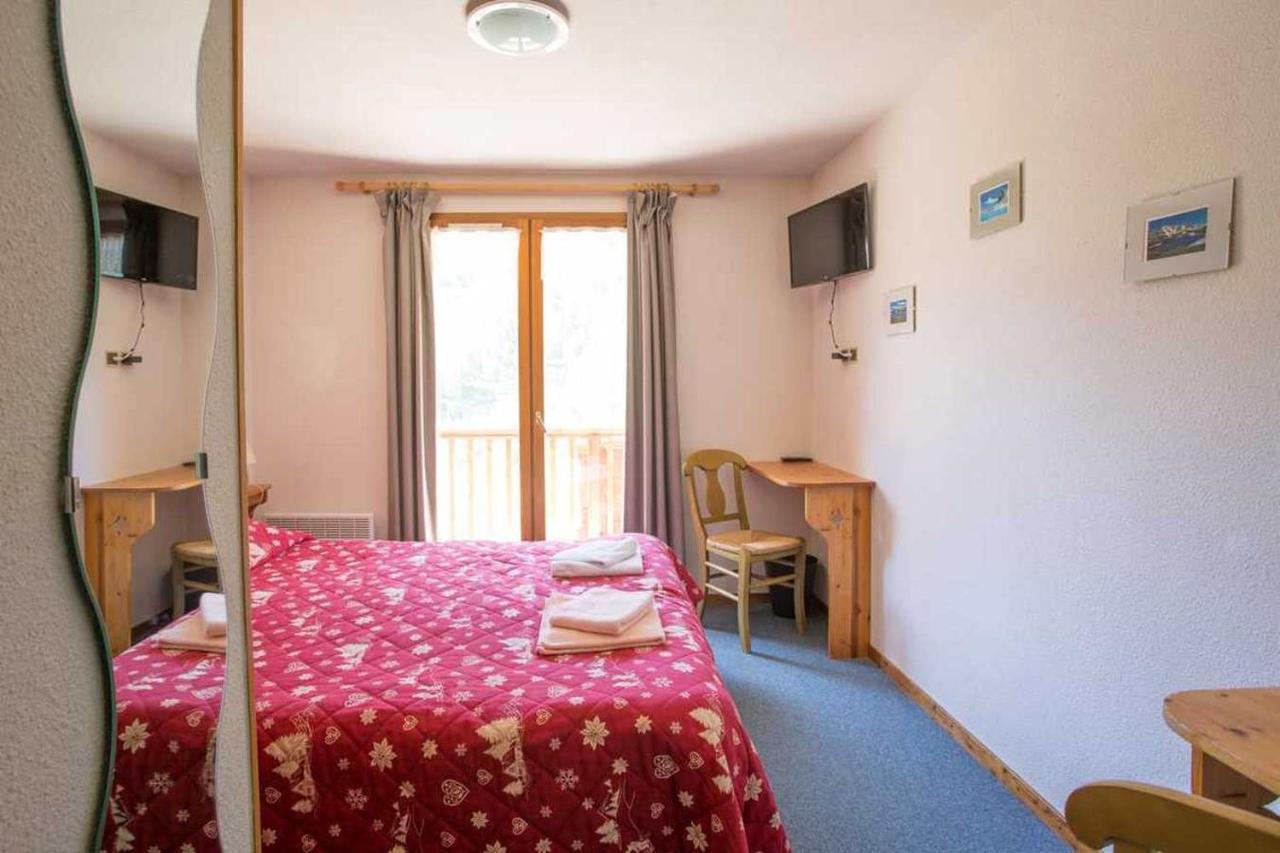 Hotel L'Echaillon Неваш Екстер'єр фото